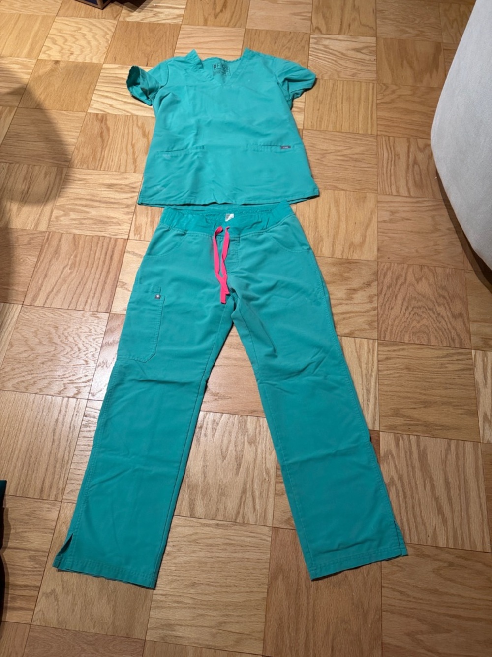 Figs Teal Straight Leg Scrub Set with Pink Drawstring